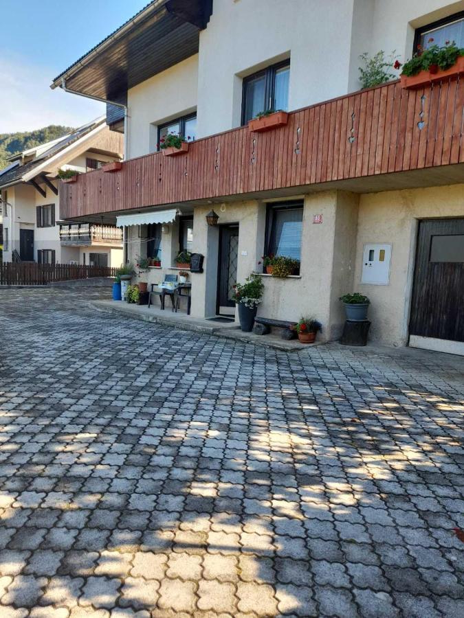 Apartment Katrin Zirovnica Ngoại thất bức ảnh